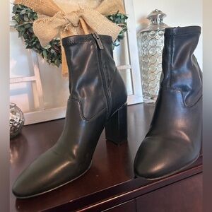Franco Sarto Sleek Black Heeled Boots